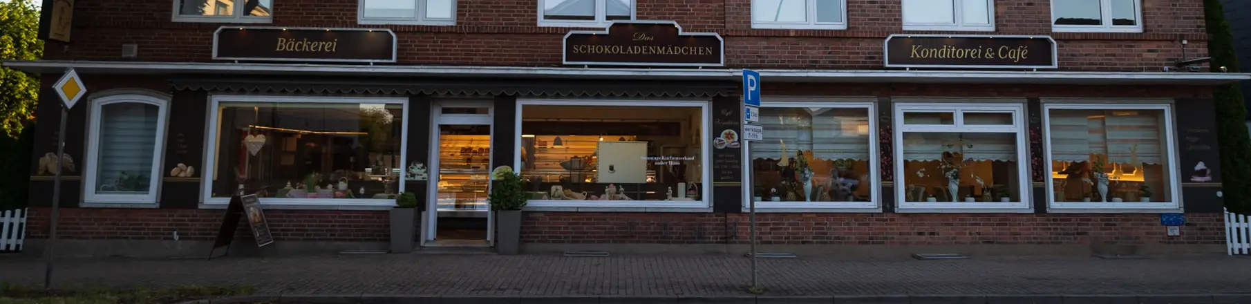 Ladenfassade von Das Schokoladenmädchen – Bäckerei, Konditorei und Café in Soltau